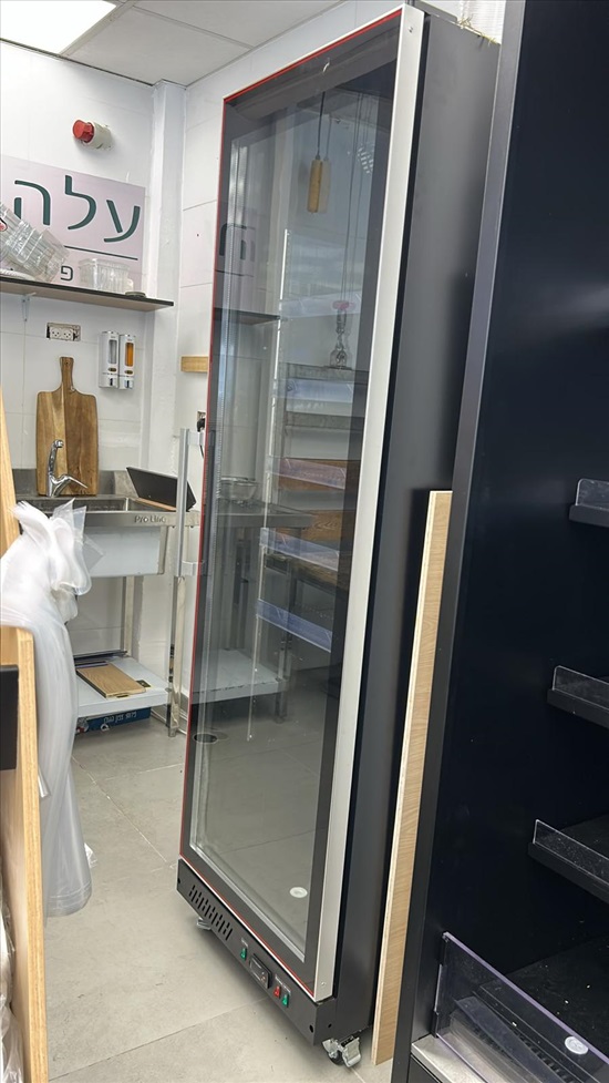 תמונה 1 ,מקרר דלת זכוכית  למכירה בנתניה מוצרי חשמל  מקרר