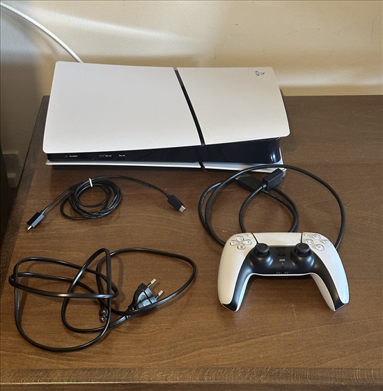 תמונה 1 ,PS5 Slim Digital Edition 1TB למכירה ברמת גן משחקים וקונסולות  פלייסטיישן 5