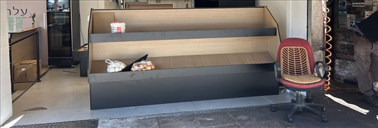 תמונה 4 ,בסטות לחנות פירות ירקות למכירה בנתניה ריהוט  מדפים