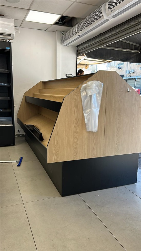 תמונה 2 ,בסטות לחנות פירות ירקות למכירה בנתניה ריהוט  מדפים