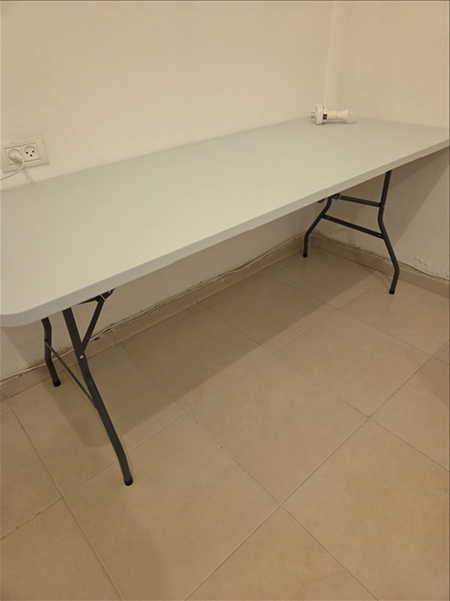 תמונה 2 ,שולחן פלסטיק  למכירה בהרצליה ריהוט  שולחנות