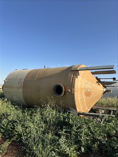 תמונה 5 ,מיכלי פיברגלס נירוסטה וברזל  למכירה בעפולה ציוד לתעשייה  מיכלים וחביות