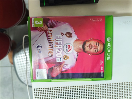 תמונה 2 , Xbox One S 1TB שמור כחדש! למכירה ברמלה משחקים וקונסולות  XBox ONE