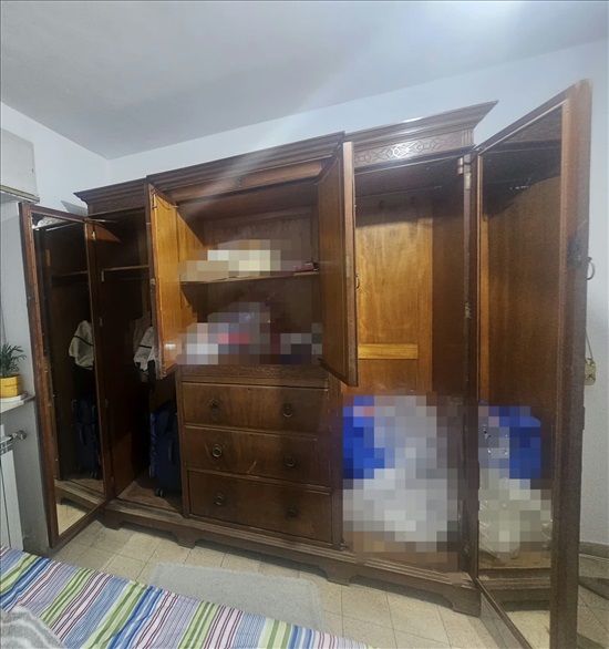 תמונה 2 ,ארון ווינטיג'  למכירה בירושלים  ריהוט  ארונות