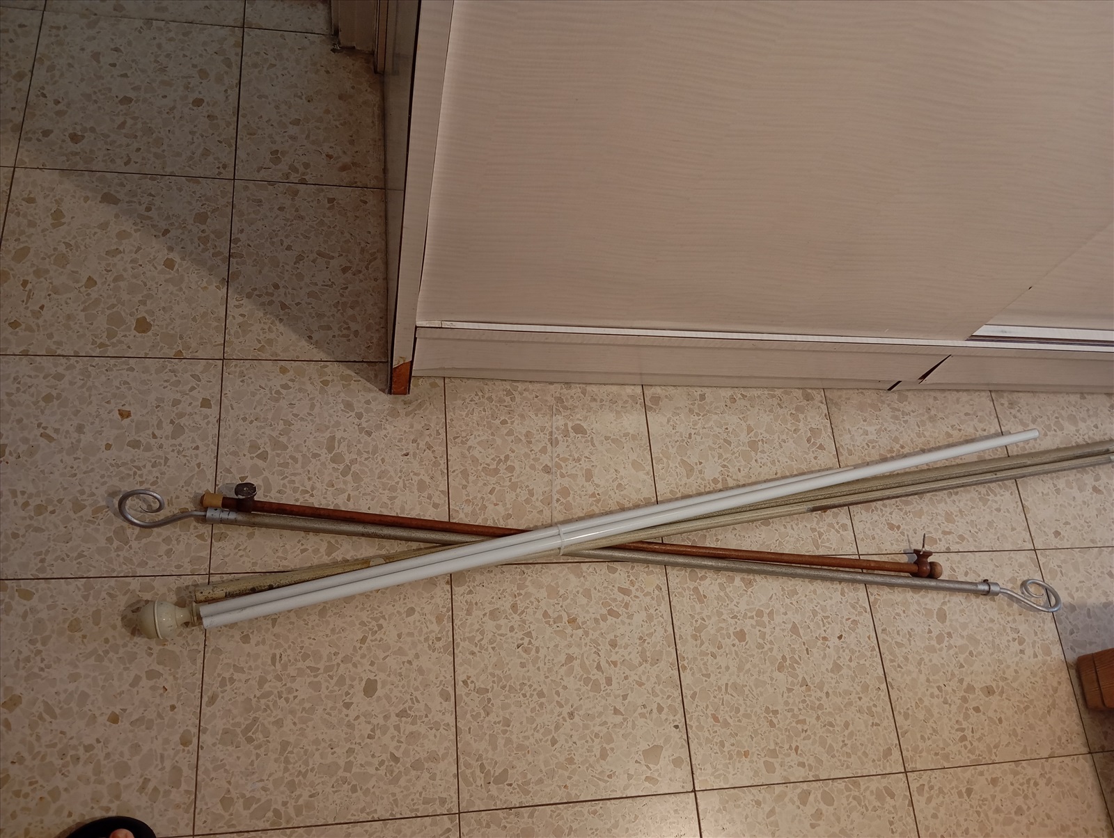 תמונה 2, מוטות לוילונות למכירה ברמת גן | לבית  וילונות