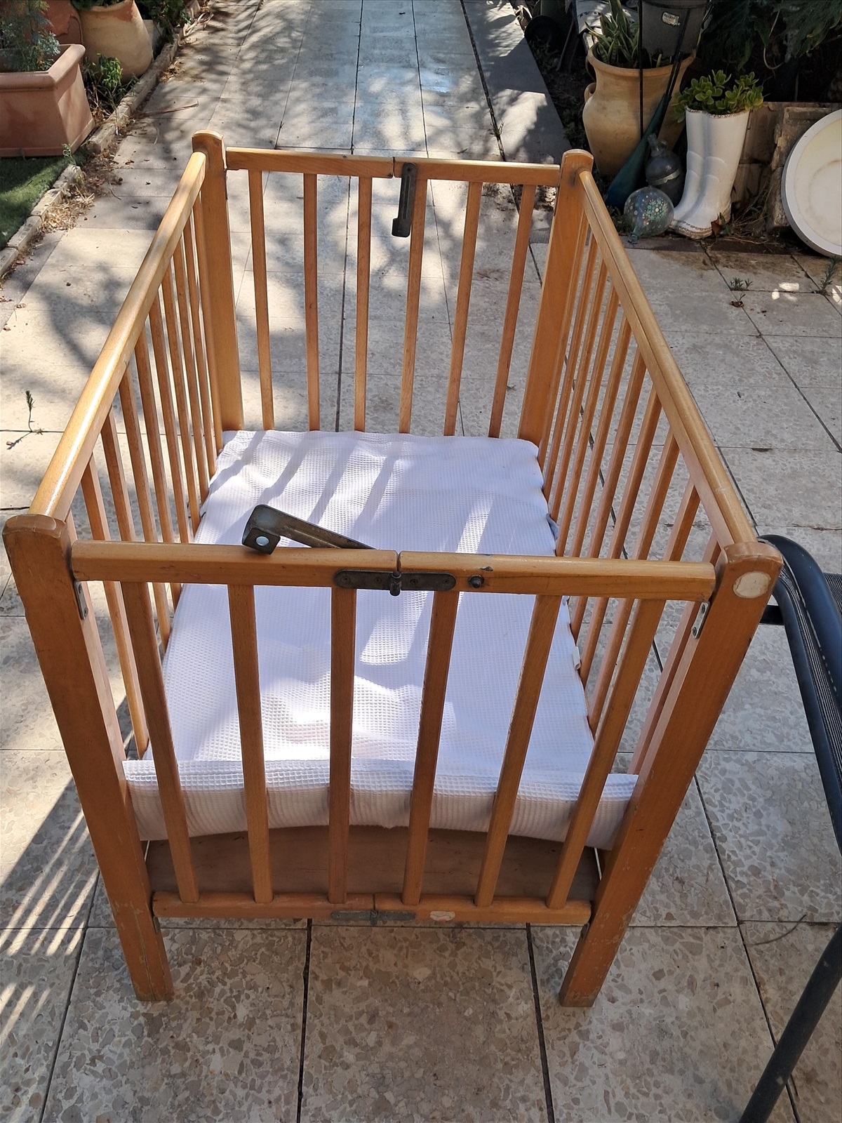 תמונה 2, לול עץ.עם מזרן  למכירה בלוד | לתינוק ולילד  מיטות ולולים