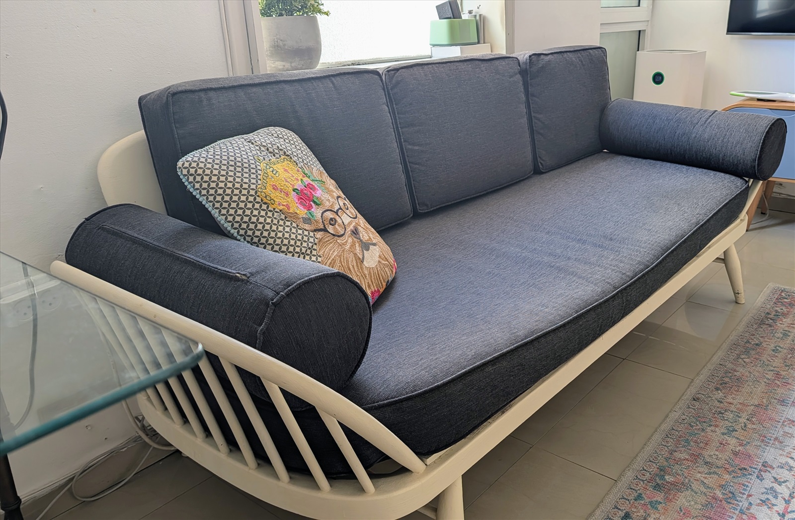תמונה 2, ספת וינטג Ercol  למכירה בתל אביב | ריהוט  ספות