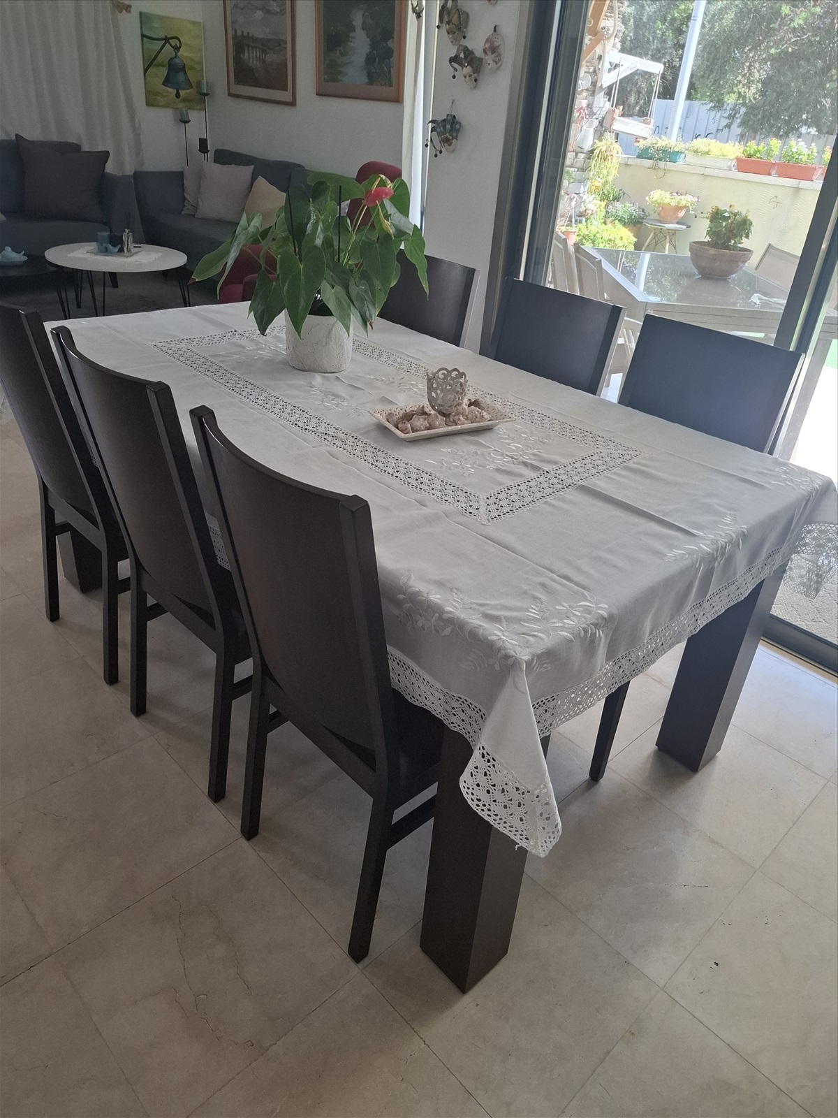 תמונה 4, שולחן פינת אוכל + 6 כסאות זאגה למכירה ביהוד-מונוסון | ריהוט  פינת אוכל