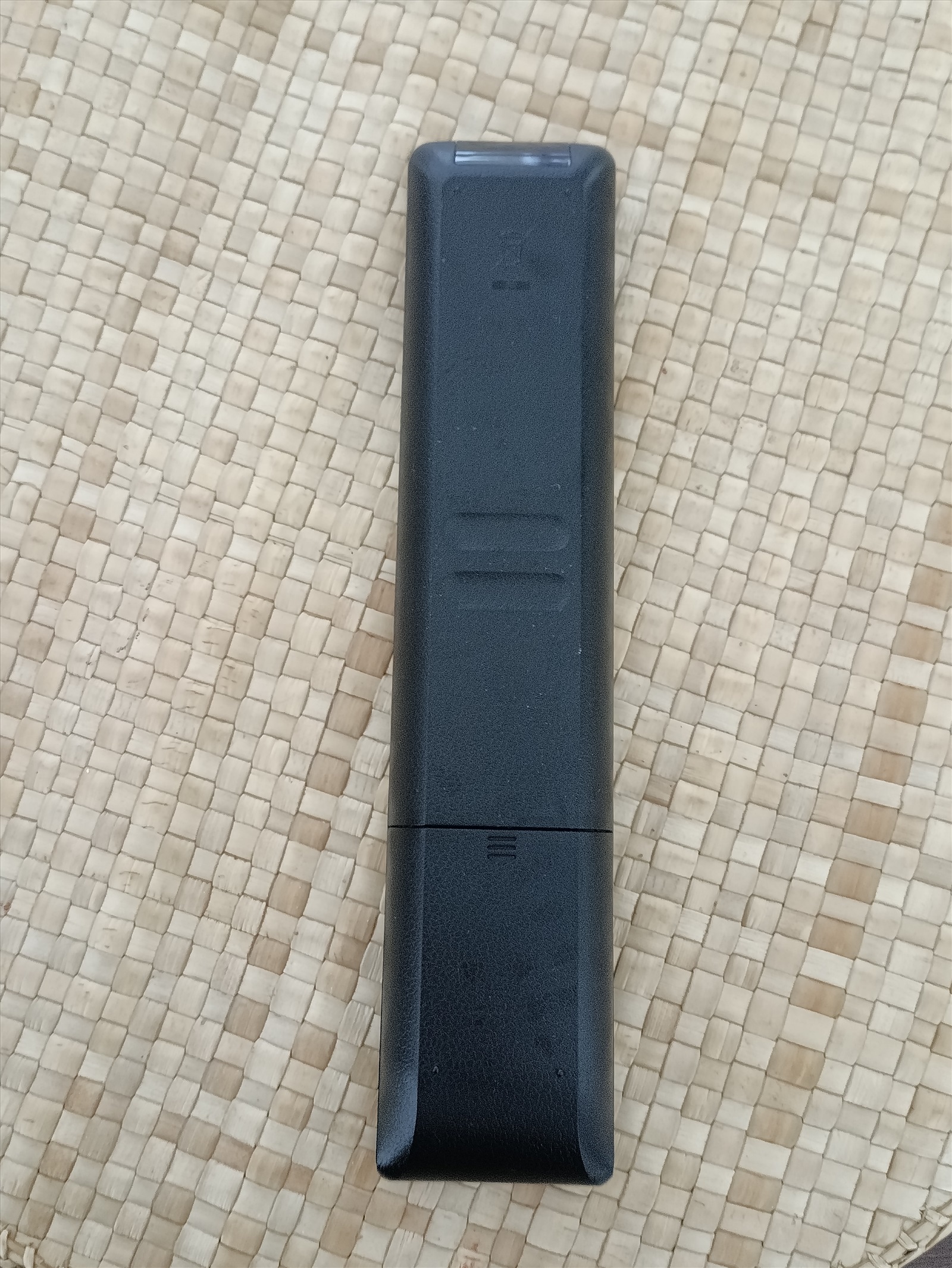 תמונה 2, שלט חדש לטלוויזיה LG למכירה בנשר | מוצרי חשמל  אביזרים