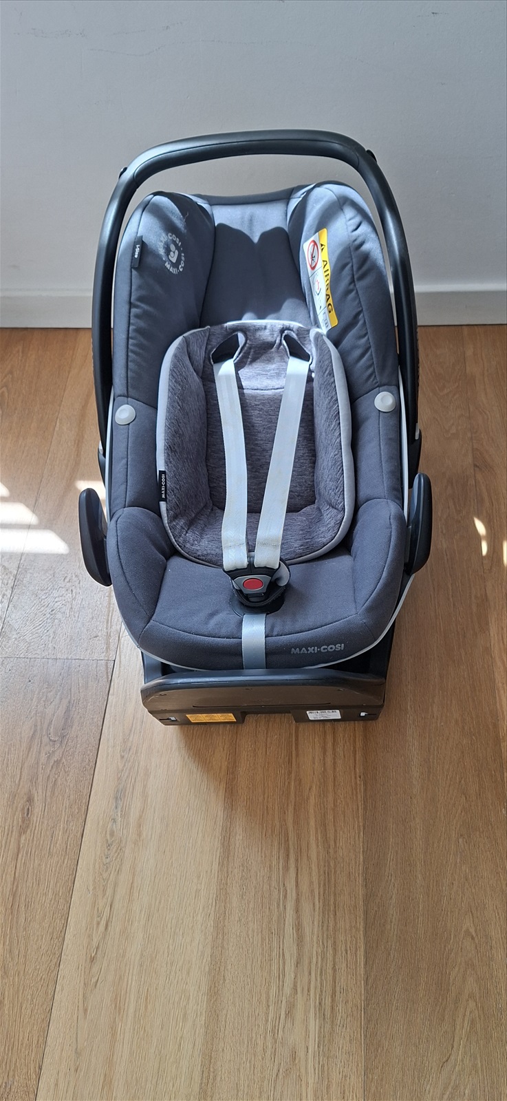 תמונה 1, כסא לתינוק  MAXI-COSI למכירה בקרית אונו | לתינוק ולילד  כסא לרכב