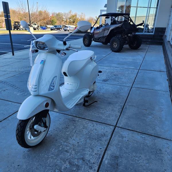 תמונה 2, 2023 Vespa Sprint 50 Justin Bi למכירה בShlomo Ibn Gabirol St 158 | קור...