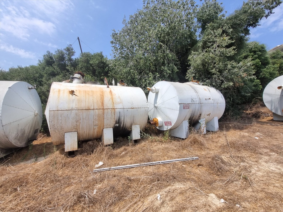 תמונה 1, מיכלי פלדה שוכבים עם בידוד  למכירה בזכרון יעקב | ציוד לתעשייה  מיכלים ...