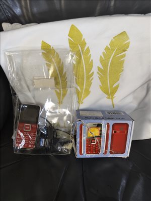 נייד קומפקטי לגיל השלישי 