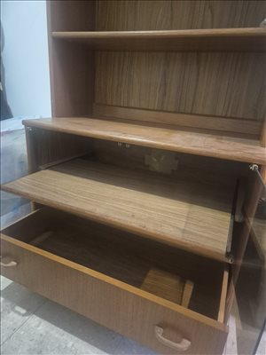 ריהוט - כוננית עץ <br>       