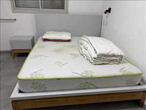 בסיס מיטה 1.60, ראש מיטה מעוצב 