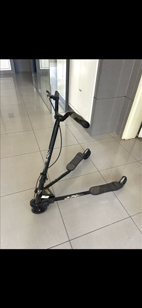 קורקינט  