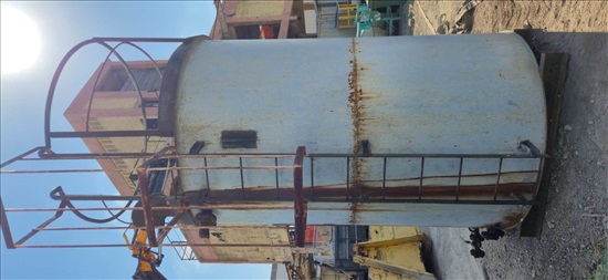תמונה 5 ,מיכל ברזל למכירה בקרית אתא ציוד לתעשייה  מיכלים וחביות