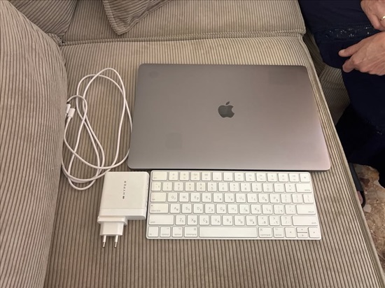 תמונה 1 ,MacBook Pro 16 2019 i9 16/512 למכירה בראשון לציון מחשבים וציוד נלווה  מחשב נייד
