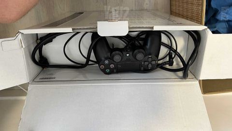 תמונה 2 ,PS4 Pro 1TB + שלט ו-6 משחקים למכירה בראשון לציון משחקים וקונסולות  פלייסטיישן 4