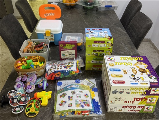 תמונה 4 ,הכל לתינוק ולילדה במצב מושלם למכירה בקרית מוצקין לתינוק ולילד  ביגוד והנעלה