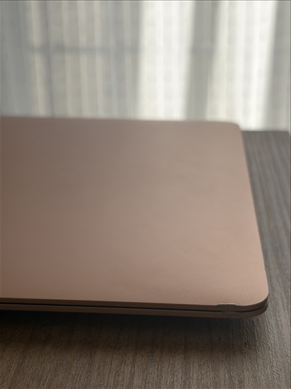 תמונה 9 ,MacBook Air M1 2020 Rose Gold למכירה בשוהם מוצרי Apple  מחשבים וציוד נלווה