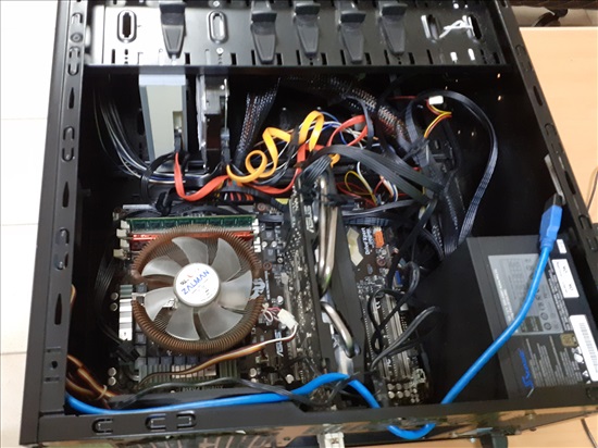 תמונה 5 ,מחשב נייח חזק Asus Sabertooth למכירה בעכו מחשבים וציוד נלווה  מחשב שולחני