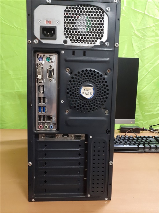 תמונה 3 ,מחשב להנדסה וגרפיקה i5 ו-SSD למכירה בעכו מחשבים וציוד נלווה  מחשב שולחני