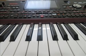 תמונה 9 ,אורגן KORG PA 1000 למכירה בביתר עילית כלי נגינה  קלידים