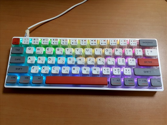 תמונה 11 ,מקלדת מכנית SKYLOONG GK61 RGB למכירה בעכו מחשבים וציוד נלווה  אביזרים
