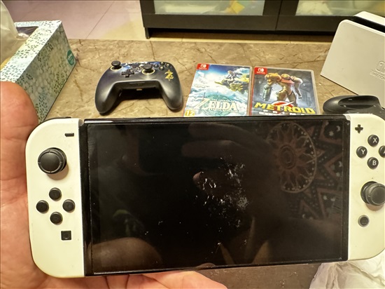 תמונה 3 ,Nintendo Switch OLED  למכירה בתל אביב משחקים וקונסולות  נינטנדו