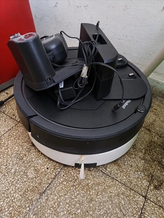תמונה 1 ,שני שואבים רובוטיים למכירה בירושלים מוצרי חשמל  שואב אבק