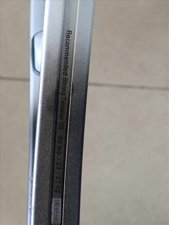 תמונה 5 ,מחבט טניס איכותי של ווילסון  למכירה בהרצליה ציוד ספורט  מחבטי טניס