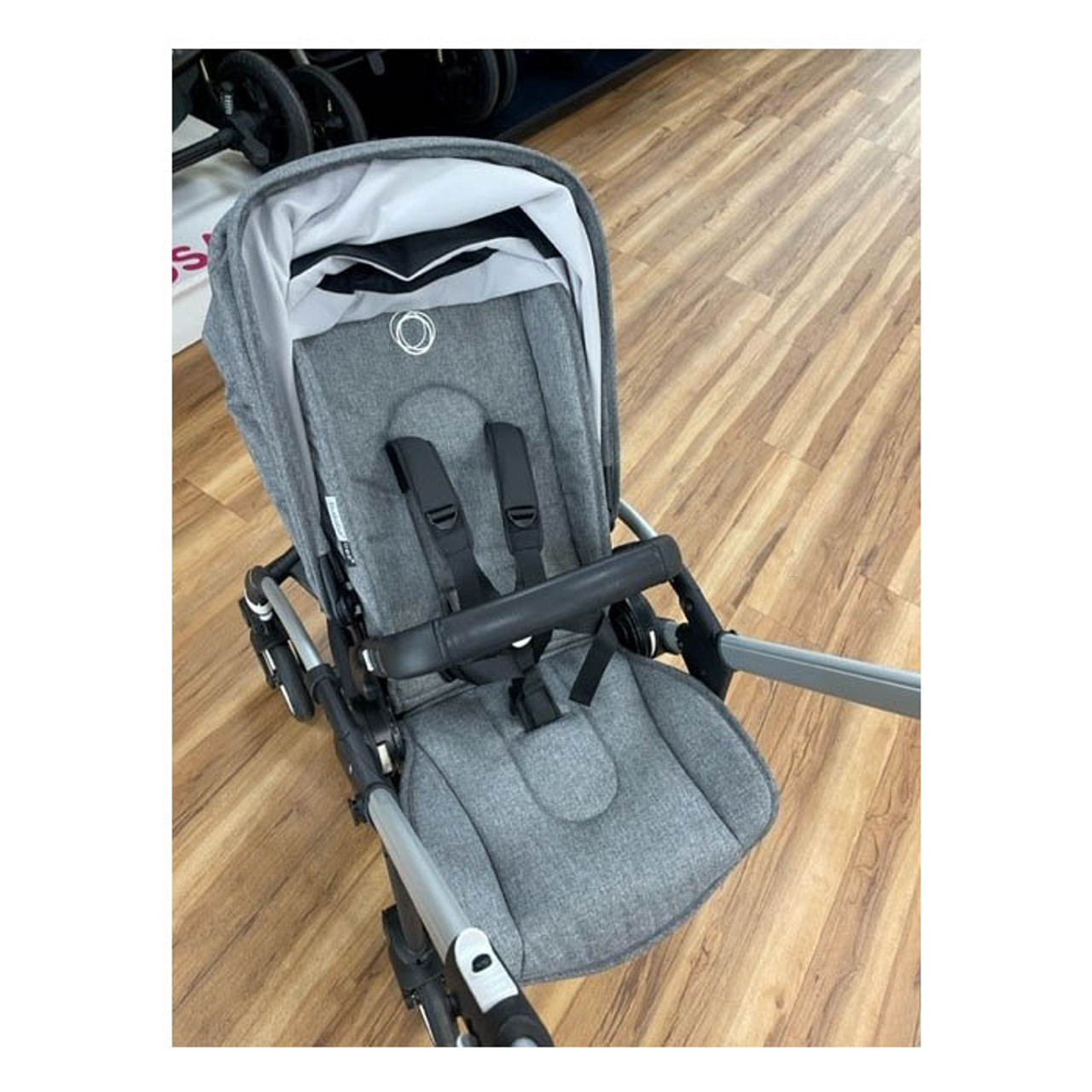 תמונה 2, עגלת Bugaboo Bee6 שלמה למכירה בתל אביב | לתינוק ולילד  עגלות ועגלות טיול