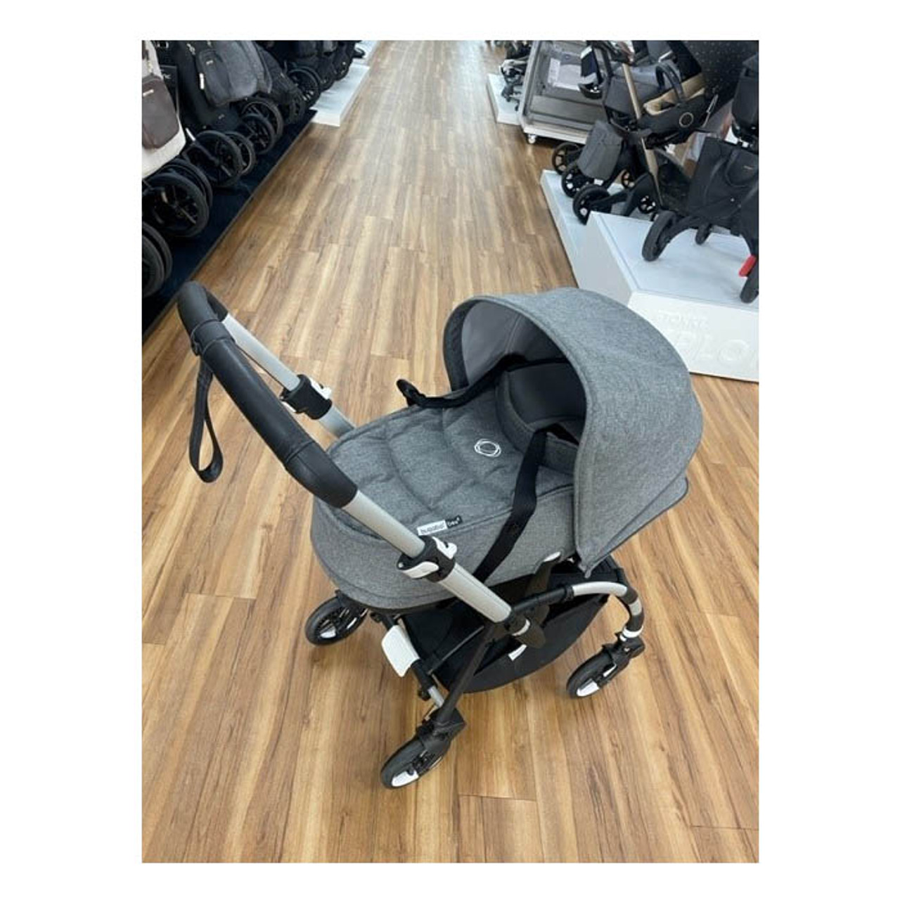תמונה 4, עגלת Bugaboo Bee6 שלמה למכירה בתל אביב | לתינוק ולילד  עגלות ועגלות טיול