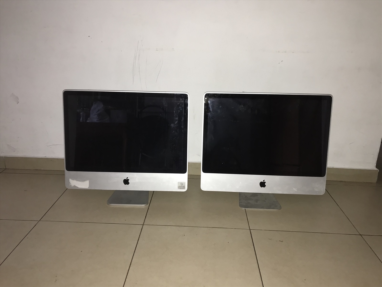 תמונה 4, A Lot of Old iMacs למכירה בבית שמש | מחשבים וציוד נלווה  מחשב