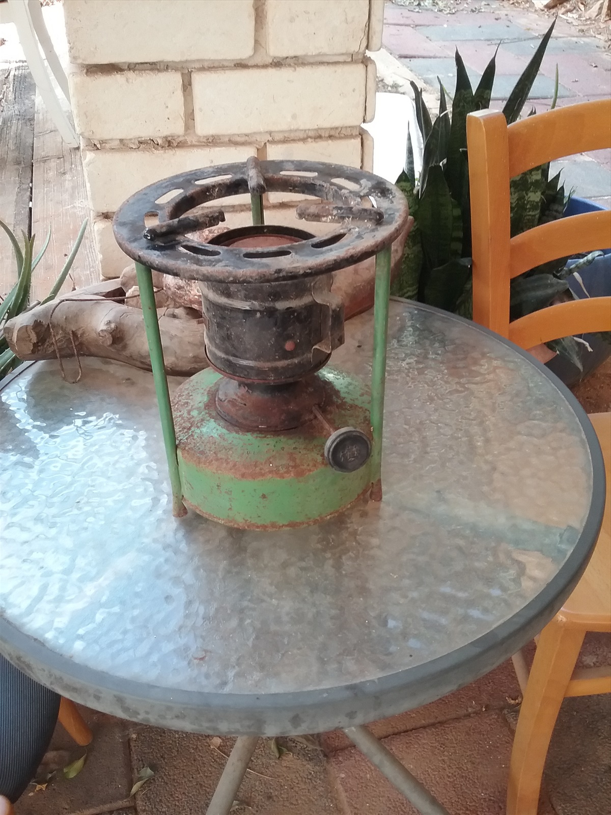 תמונה 3, נורת נפט עשישית עתיקה . עובדת. למכירה ברעננה | אספנות ענתיקות