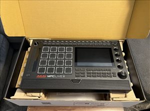 כלי MPC Live III מקצועי 