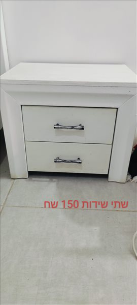 שולחן פינת אוכל עגולה מעץ מלא 