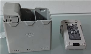 סוללות וקופסת הטענה DJI Mini 3 