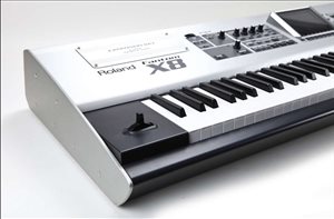 Roland Fantom X6 / X8  