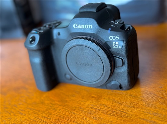 תמונה 6 ,מצלמת EOS R5 Mark II ללא מראה  למכירה באבן יהודה צילום  מצלמה דיגיטלית