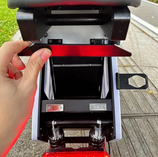 תמונה 4 ,קורקינט עם שני מנועים, 72V 50A למכירה באבו עמרה קורקינטים  קורקינט חשמלי