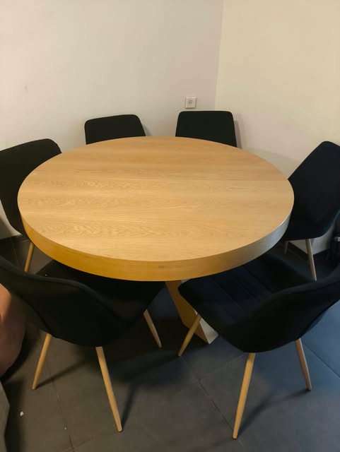 תמונה 1 ,פינת אוכל למכירה בקריית מוצקין לבית  אחר