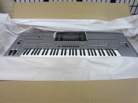 תמונה 1 ,Yamaha Tyros5 76-Key Arranger  למכירה בTel Aviv כלי נגינה  אורגן