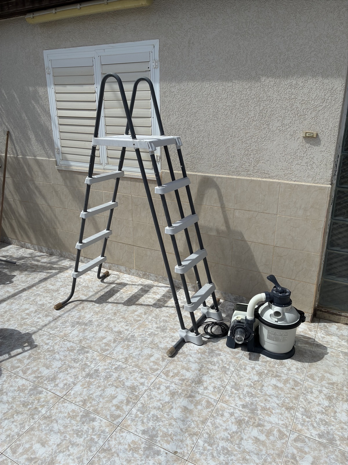 תמונה 4, משאבהוסולם לבריכה למכירה בירוחם | לגינה בריכה