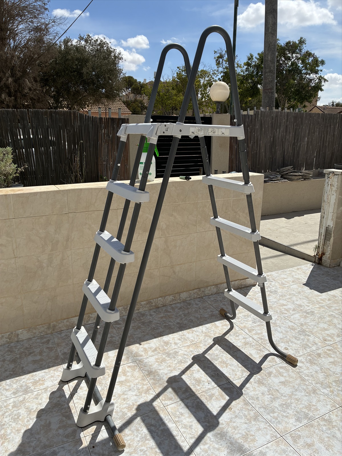 תמונה 3, משאבהוסולם לבריכה למכירה בירוחם | לגינה בריכה